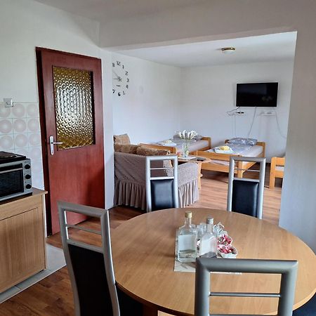Apartament Aki Drvar Zewnętrze zdjęcie